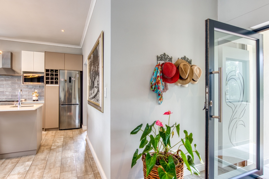 3 Bedroom Property for Sale in Kelderhof Country Village Western Cape